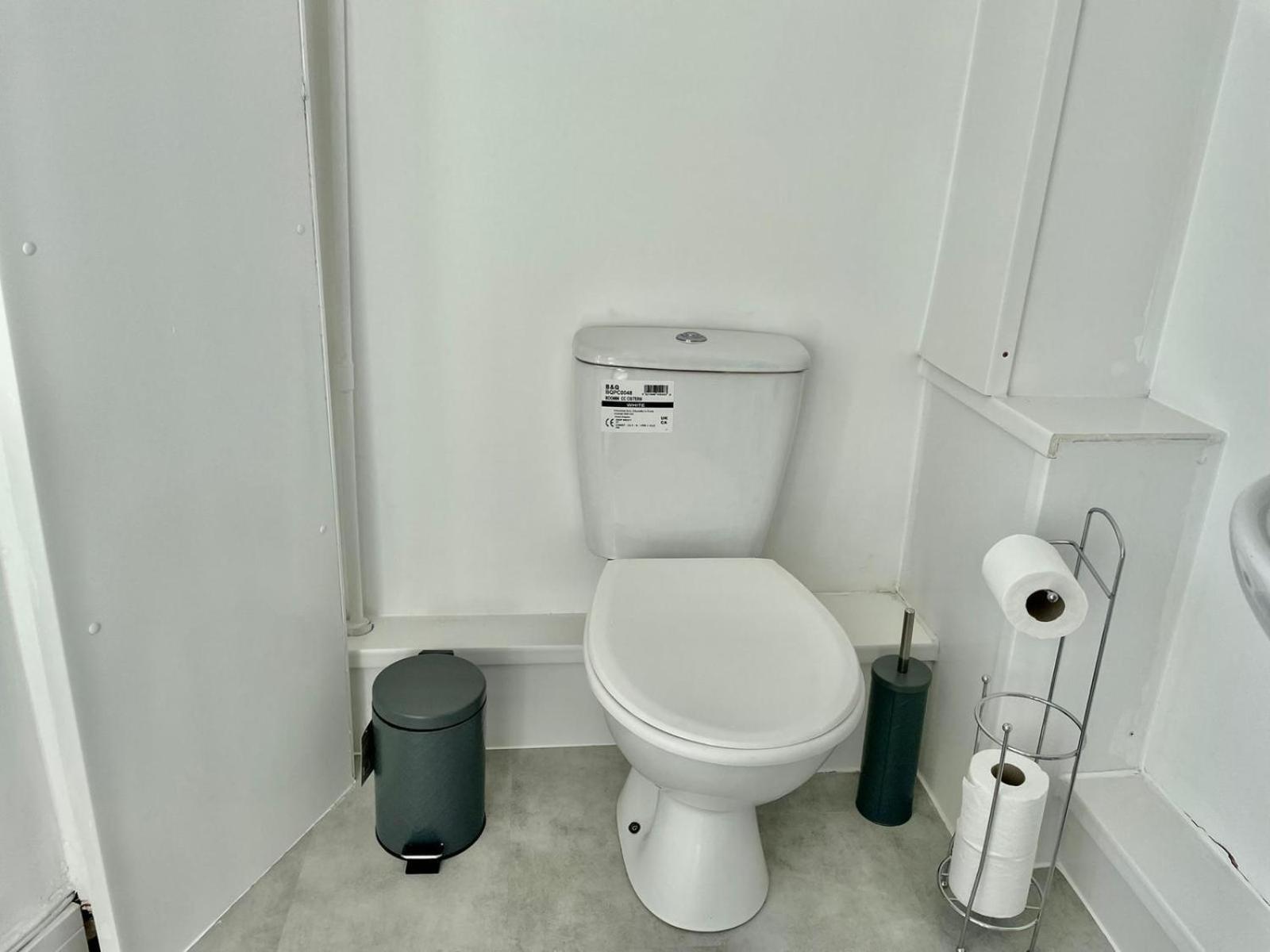 Cheerful 1 Bed Apartment Cardiff City Centre - Penarth Rd Екстериор снимка